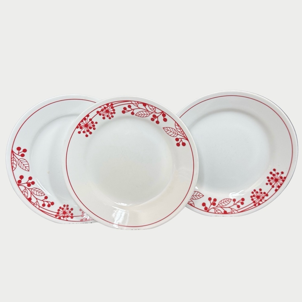 Corelle Vitrelle Berries & Leaves Lunch Salad Plates 3 Pieces